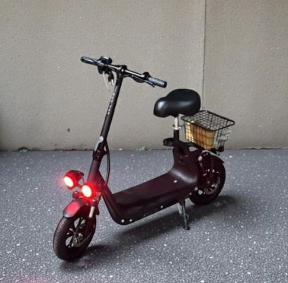 صورة سكوتر سلة كشافيين حجم كبير